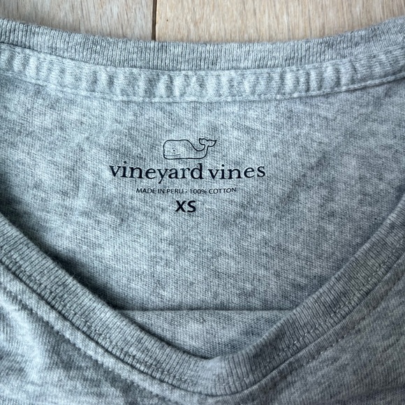 Vineyard vines shark week size small - Picture 2 of 5